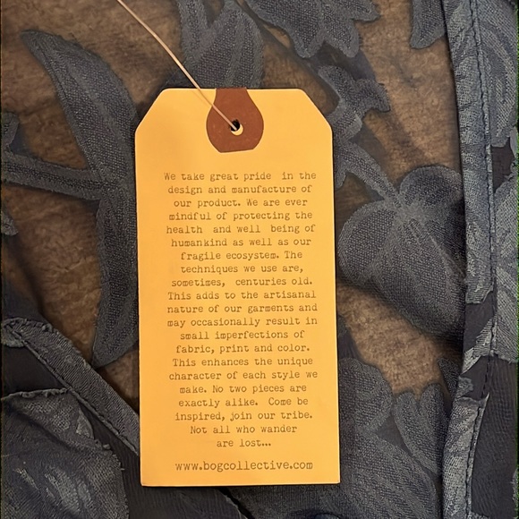 NWT BOG Collective blouse. Sheer clipped jacquard- deep turquoise Large Juniors - Picture 3 of 8